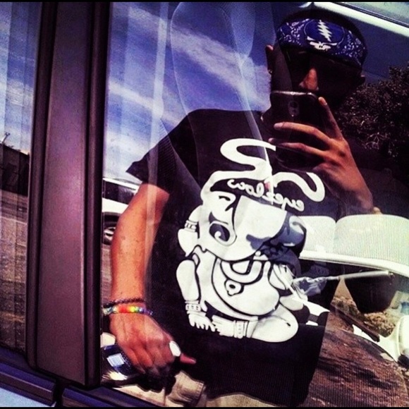 - Ganesh tee - Picture 2 of 6